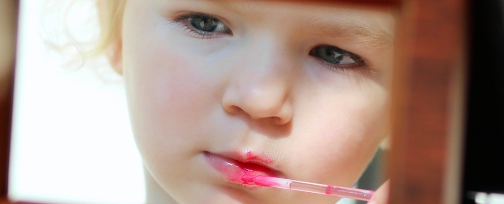 Putting Makeup on Children Could Risk Their Health, Study Shows
