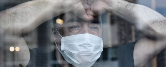 Human Brains Rapidly Aged in The Pandemic, And It Wasn't Just The Virus