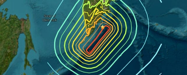 A map of land and ocean, showing shake lines of earthquake