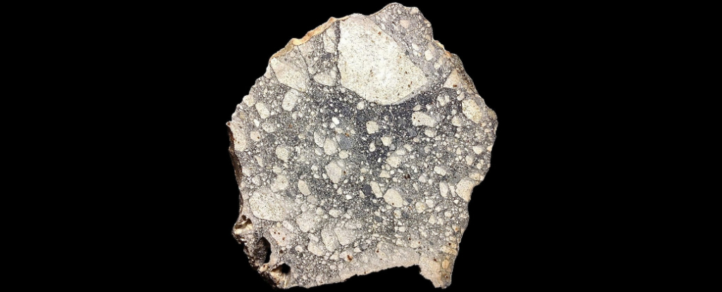 Meteorite Discovery Could Fill Billion Year Gap in Moon History : ScienceAlert