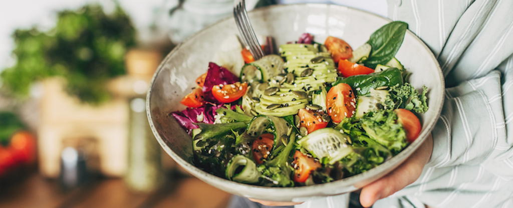 Vegetarian Diets Can Slash Cancer Risk by Up to 45%, Large Study Finds : ScienceAlert
