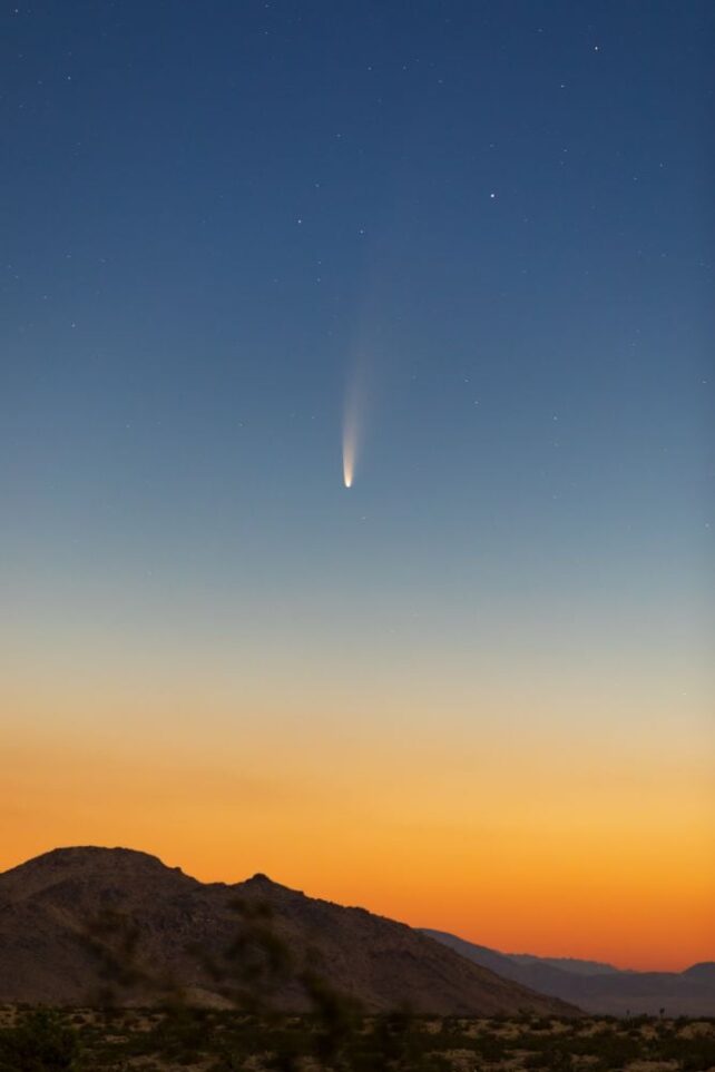 A comet falling through Earth's atmosphere