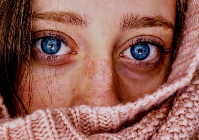 blue eyes on a girl