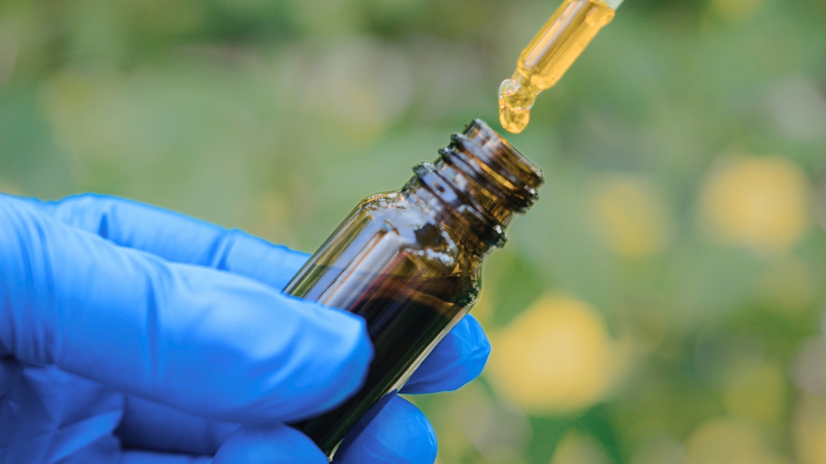 Microdosing Cannabis Pauses Alzheimer's Decline in Unprecedented Trial