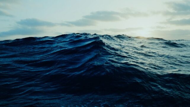 Intense 'Darkwaves' Can Cast Ocean in Shadow For Months, Scientists Discover