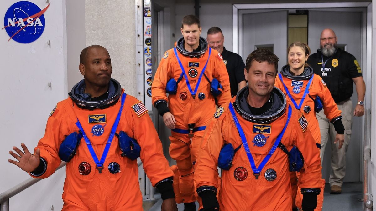 NASA připravuje první posádku k Měsíci po desetiletích