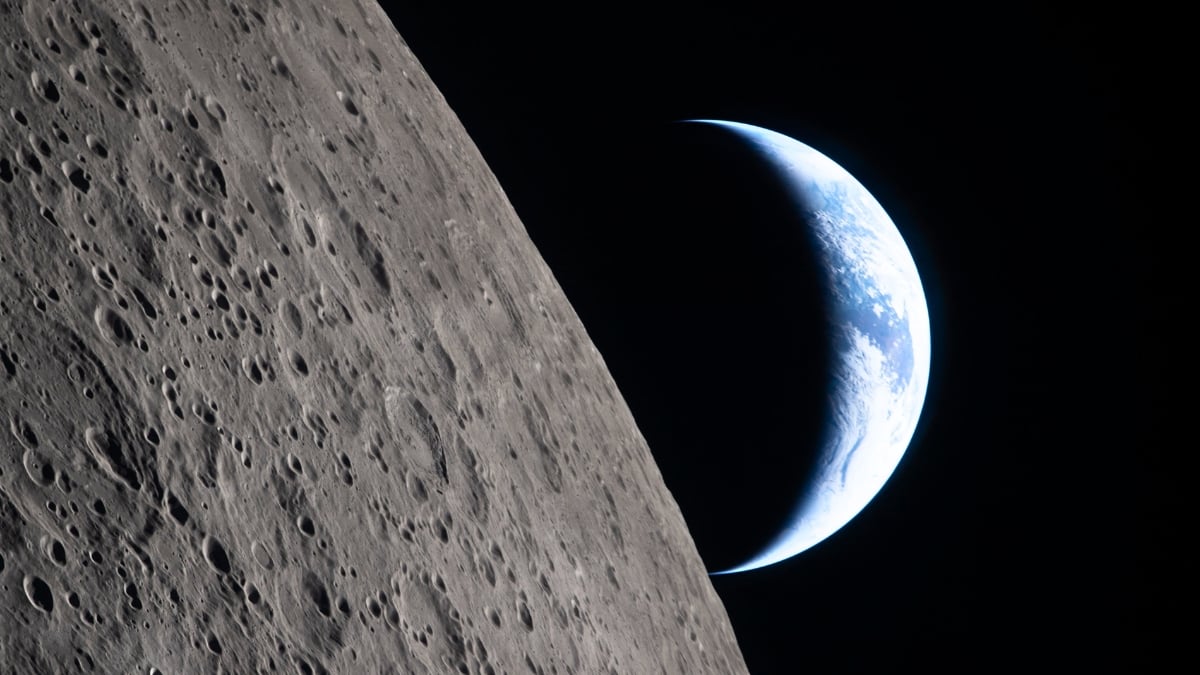 NASA's Artemis II Crew Saw Meteorites Striking The Moon in Real Time