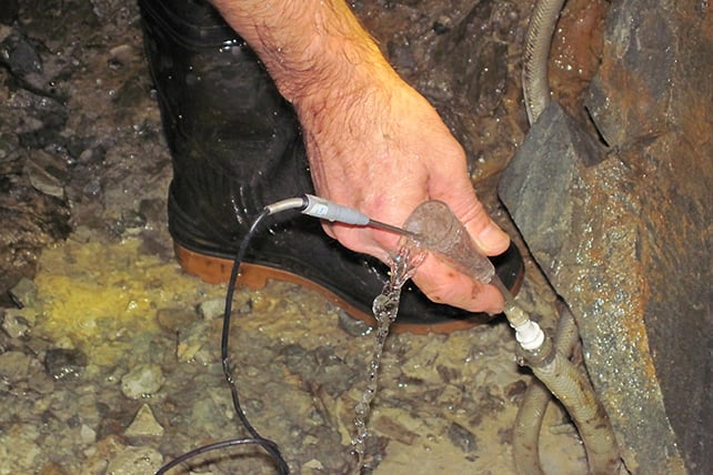 Sampling hydrogen