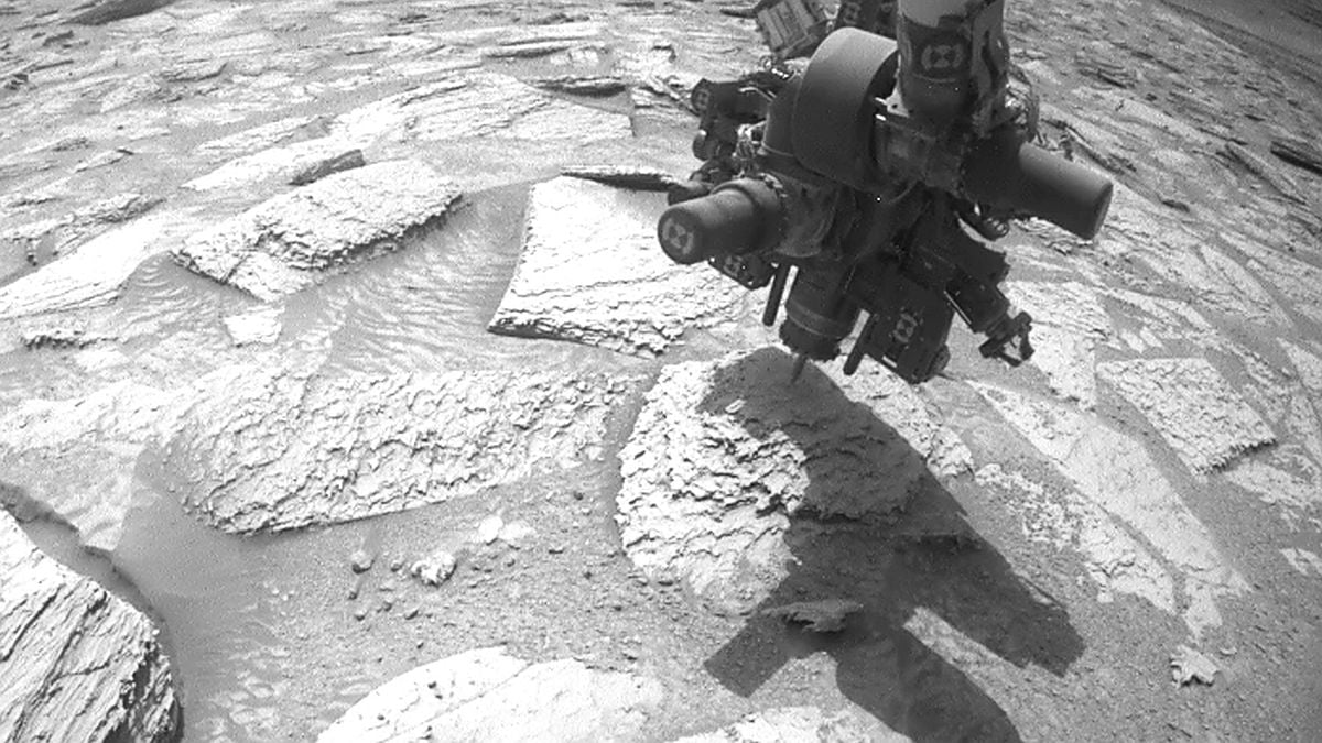 Curiosity Drilled Into a Rock on Mars And Gave Scientists a Big Surprise