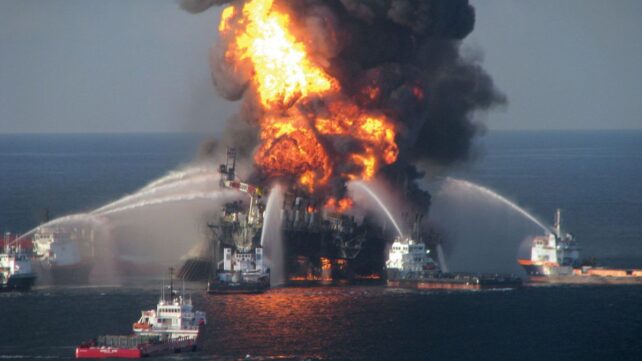 Giant Fire Tornadoes Could Help Clean Oil Spills, Scientists Say