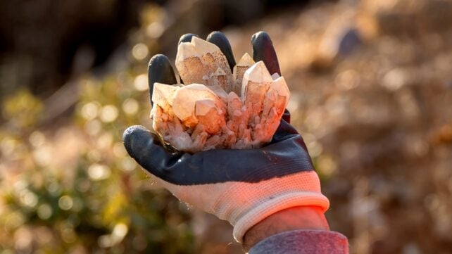 hand holding rock