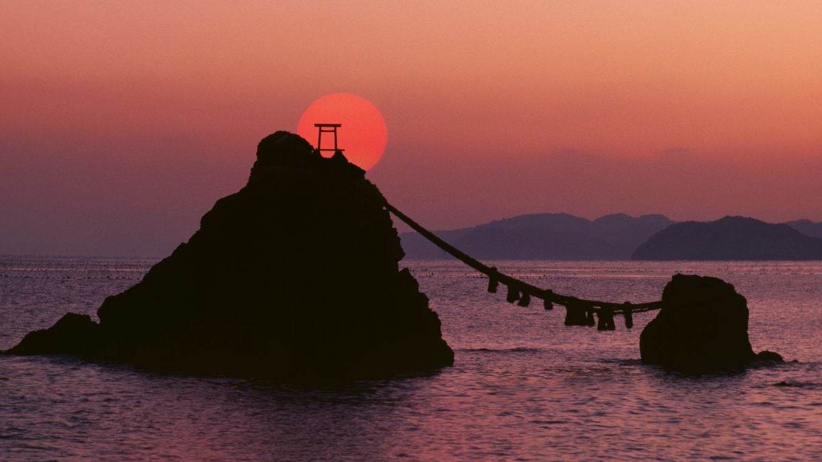 A Giant Seismic Wave Bounced Off Earth's Core And May Have Shifted Japan