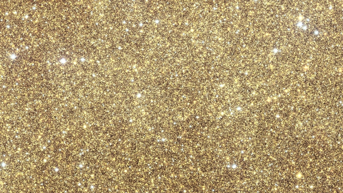 MILKY WAY'S CORE CAPTURED IN 60 MILLION STARS