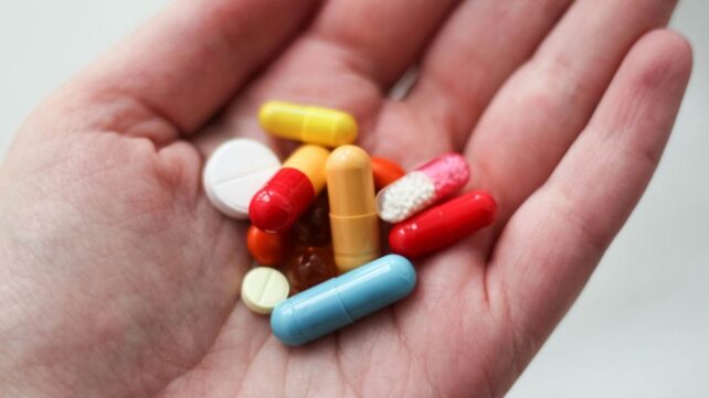 Medications Already in Pharmacies May Slow Aging, And Scientists Are Narrowing Them Down