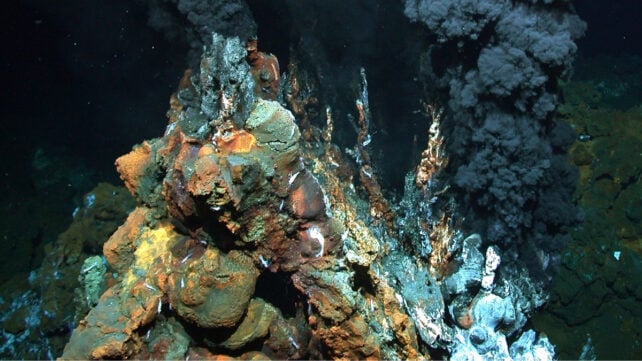 Scientists Found Invisible Gold Hiding in The Seafloor at Record-Breaking Concentrations