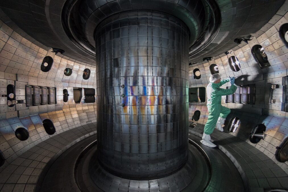 Instabilities In Fusion Reactors May Actually Be Beneficial, Breakthrough Evidence Suggests