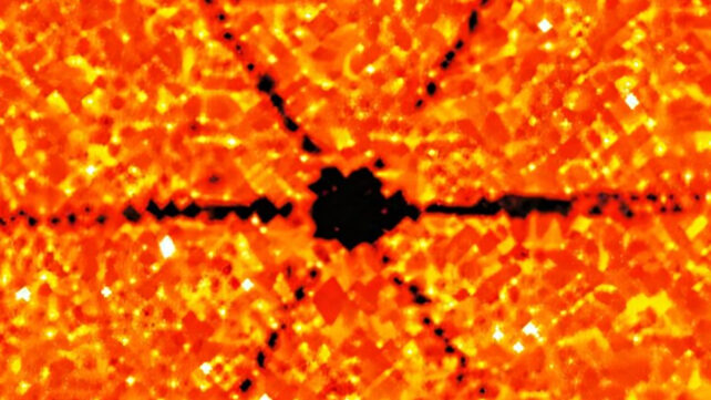 Phonon heat flow