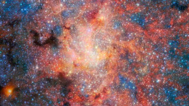 'Especially Exciting': JWST Finds Water Surviving Surprisingly Close to Our Galaxy's Supermassive Black Hole