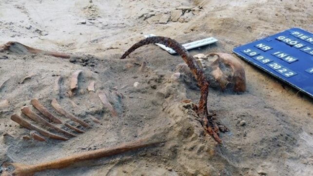Gruesome Discovery Shows 17th-Century Villagers Were Terrified of What Lurked in 'Grave 75'