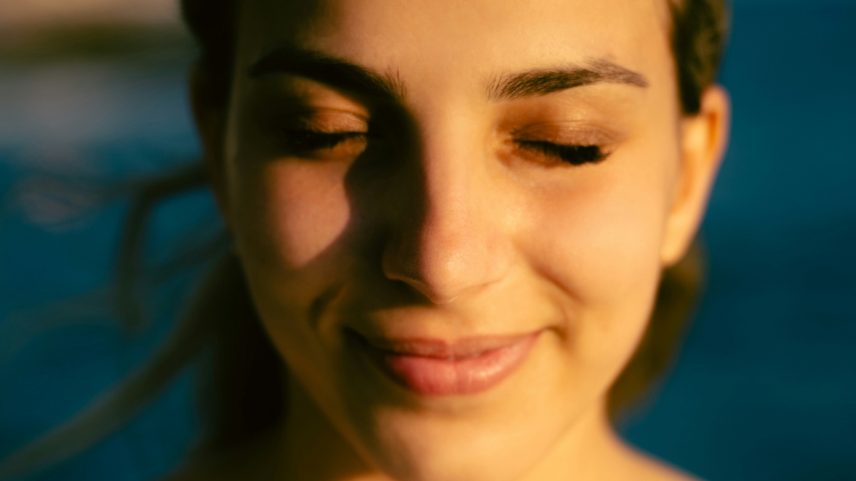 How You Feel Today Could Shape Your Happiness For Decades, Study Finds