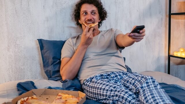 Science Says Who You Eat Dinner With Matters as Much as What's on Your Plate