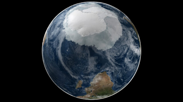 Mountains That Helped Complex Life Flourish May Lie Hidden Beneath Antarctic Ice