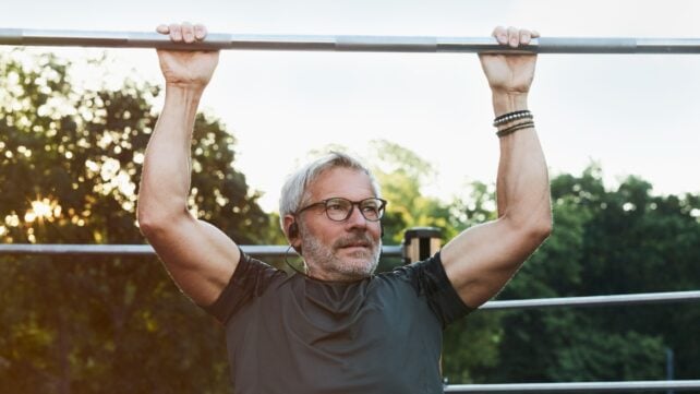 New Trial Compared Muscle Gains in Vegetarians And Meat Eaters. One Difference Stood Out.