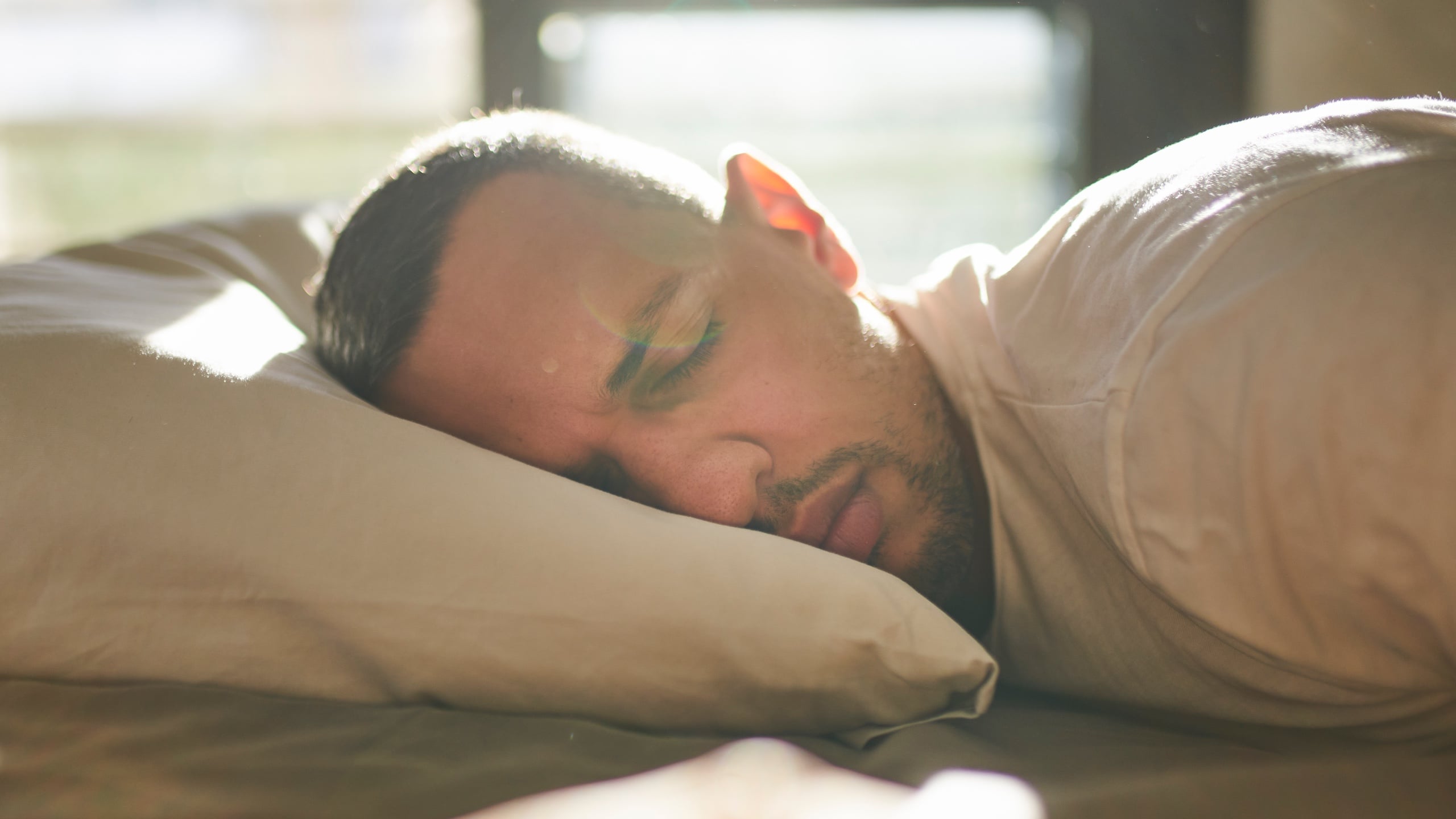 استخدام الكانابيس لعلاج الأرق: هل هو الحل أم المشكلة؟