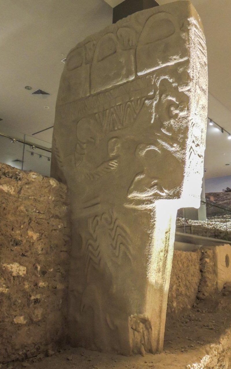 Replica-of-pillar-43-the-Vulture-Stone-at-Gobekli-Tepe-Sanliurfa-Museo-Turchia-credito-Alistair-Coombs-xlarge trans NvBQzQNjv4BqImq0gSBkzcH -jHXXKOOPHi e1tpOIk75CAYQiDp0