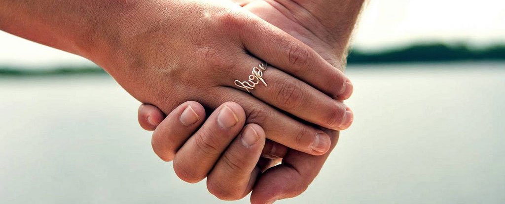 What Is Love, Anyway? Here's The Science : ScienceAlert