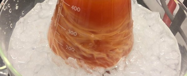 WATCH: The hypnotic recrystallisation of 4-hydroxybenzaldehyde