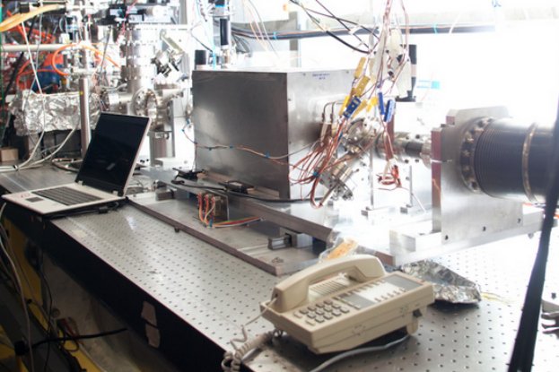 This 30-Cm-Long Box Contains The World's Most Efficient Particle Collider