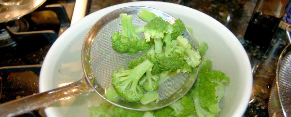 This common way of cooking broccoli leeches out healthy compounds, study finds