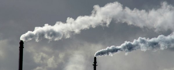 Researchers can now convert CO2 from the air directly into methanol fuel