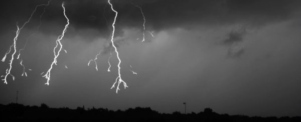 WATCH: This is what lightning looks like at 7,000 frames per second