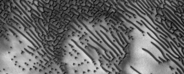 Astronomers just discovered a Morse code message in the dunes of Mars