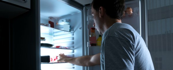 Here's why you should never eat right before bed
