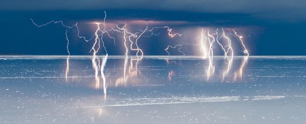 After centuries, scientists have finally figured out how water conducts electricity