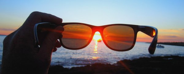 Study shows amber-tinted glasses can reduce manic symptoms in just 3 days