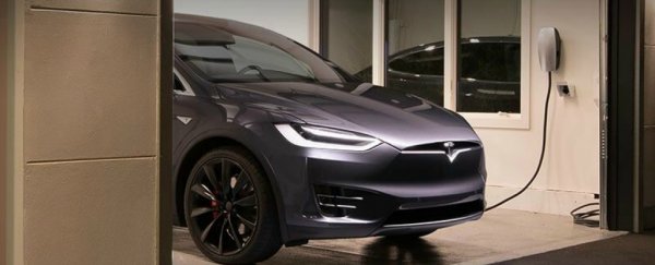 A Dutch company has hacked a Tesla so it drives on hydrogen