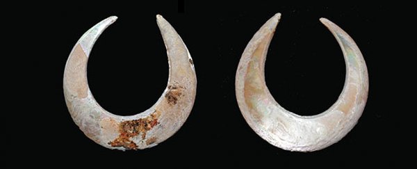 Discovery in 12,000-year-old grave Shows Not All Ancient Fishers Were Men