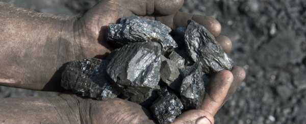 Carbon emissions slowed down in 2015, but they likely haven't peaked yet