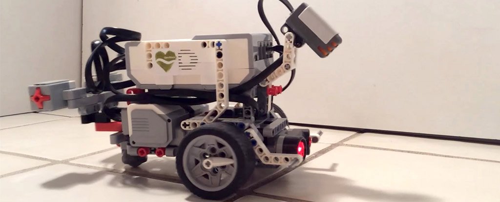 Scientists Put a Worm Brain in a Lego Robot Body - And It Worked