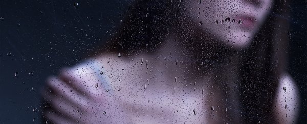 A history of suicide attempts in women leaves traces in their blood