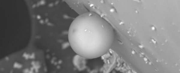 Volcanic lightning storms are creating perfect crystal balls