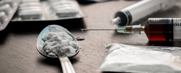 A new vaccine could make the brain immune to heroin and opioids, scientists say
