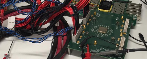 Scientists just unveiled the world's first 1,000-processor computer chip