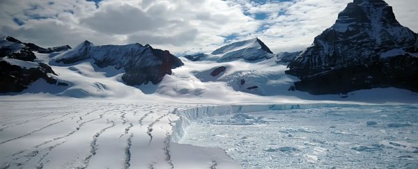 A massive crack is threatening to cause an entire Antarctic ice shelf to collapse
