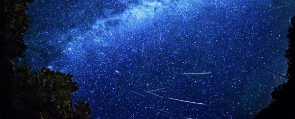 The 5 best apps to watch tonight's spectacular meteor shower