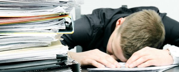 Scientists have found yet another reason we should all be napping at work